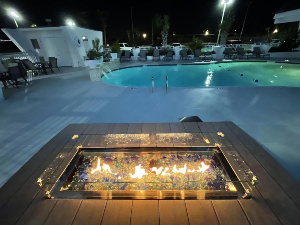 Islander East Condominiums Image 12