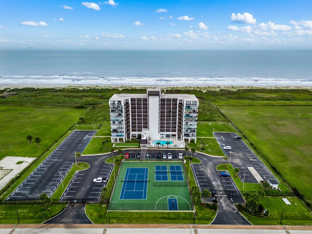 Islander East Condominiums