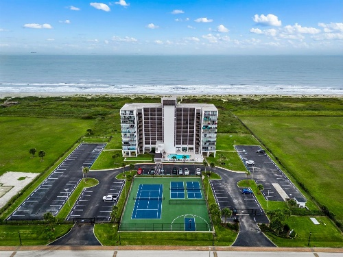 Islander East Condominiums image 4