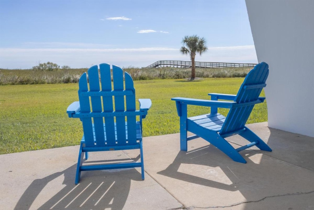 Islander East Condominiums